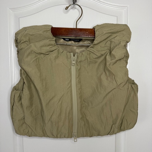 Zara Beige Quilted Vest and pants - Picture 1 of 11
